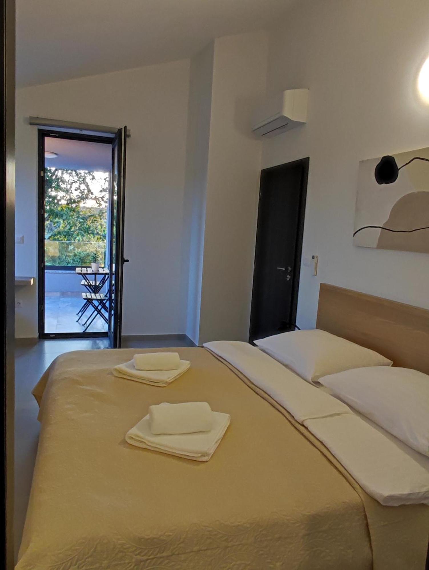 Villa Barbara Porec Esterno foto